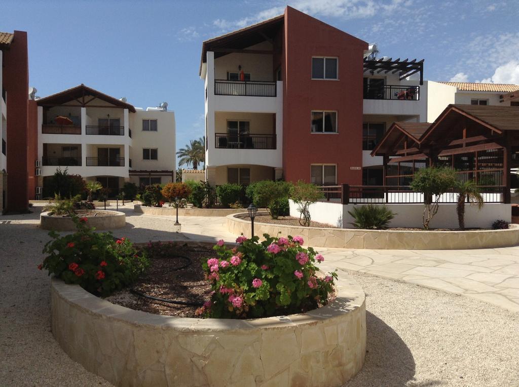 Adriana Holiday Resort Paphos Exterior foto